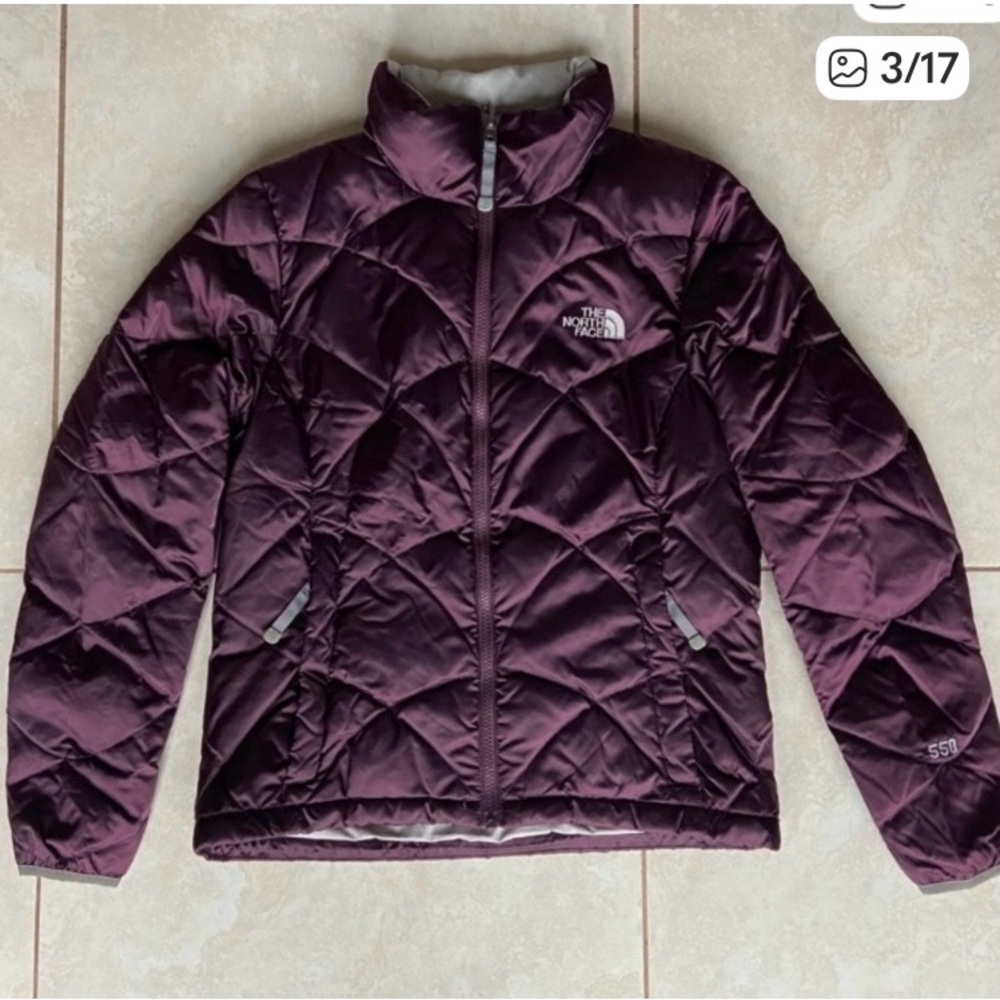 The North Face Womens Plum 550 Goose Down Quilted Puffer Jacket 
Size Small